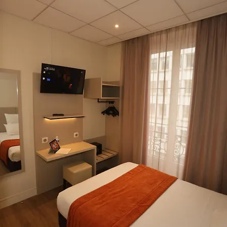 Hotel Des Trois Gares-2